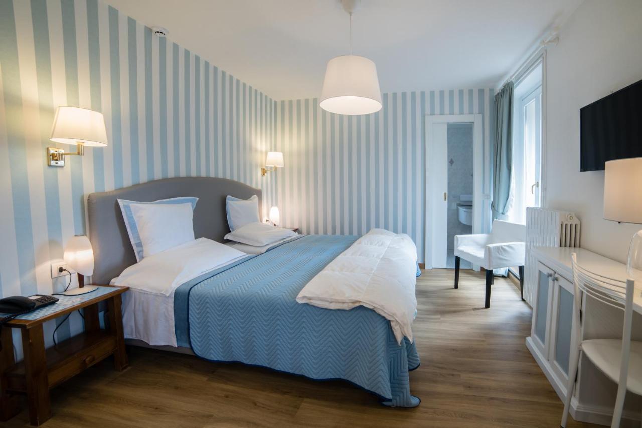 Albergo Milano Snc 란조 딘텔비 외부 사진